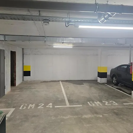 Skyline Free Parking