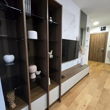 Skyline Free Parking * Novi Sad