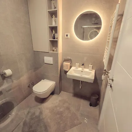 Skyline Free Parking *