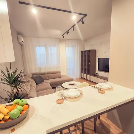 Skyline Free Parking