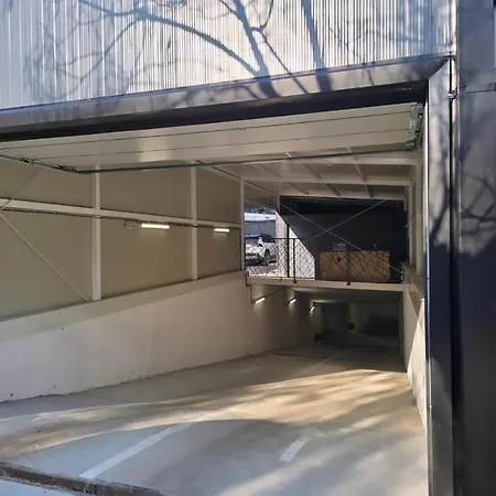 Skyline Free Parking