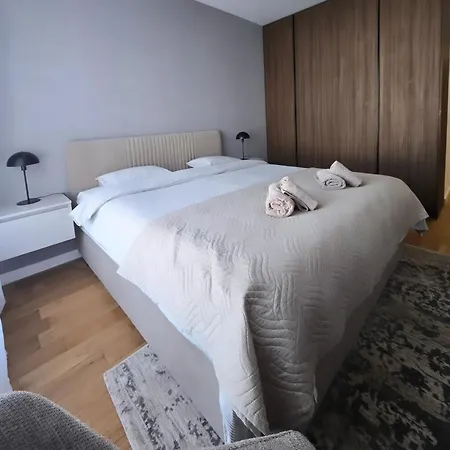 Skyline Free Parking * Novi Sad