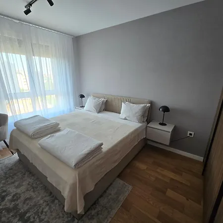 Skyline Free Parking