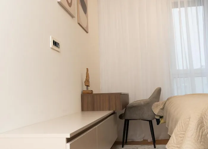 Skyline Free Parking 아파트 *