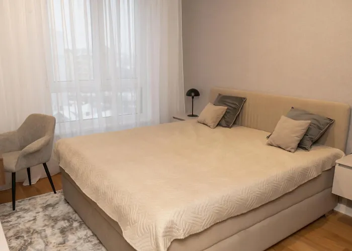 Skyline Free Parking *