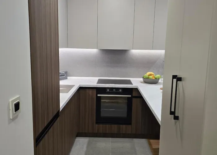 Skyline Free Parking