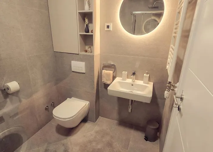 Skyline Free Parking *