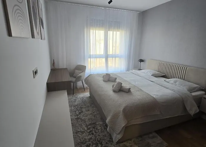 Skyline Free Parking 아파트 노비사드