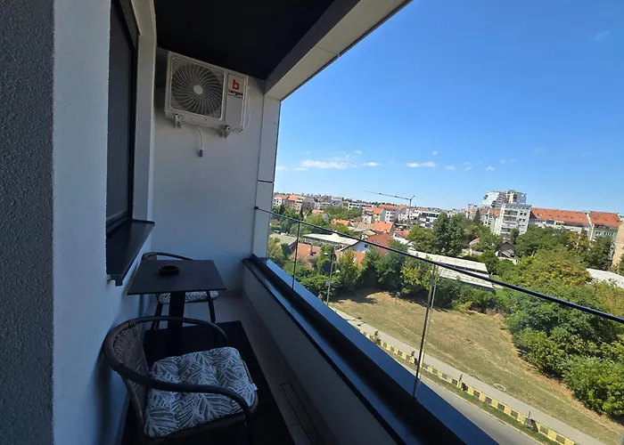 Skyline Free Parking *