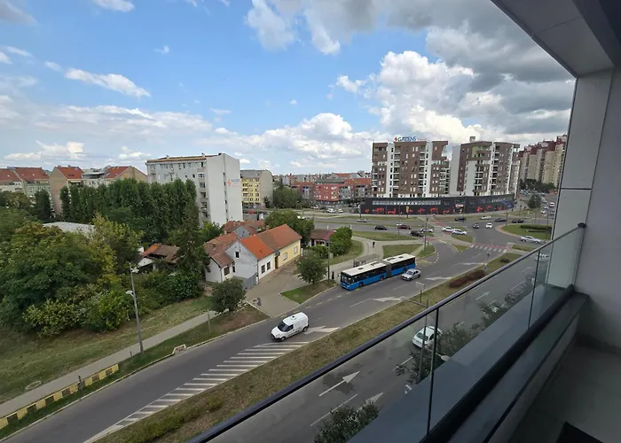 Skyline Free Parking 노비사드