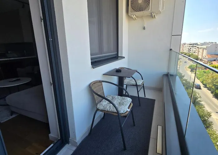 Skyline Free Parking 아파트 *