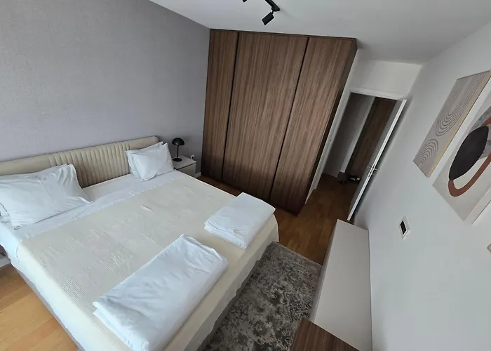 Skyline Free Parking 아파트 *